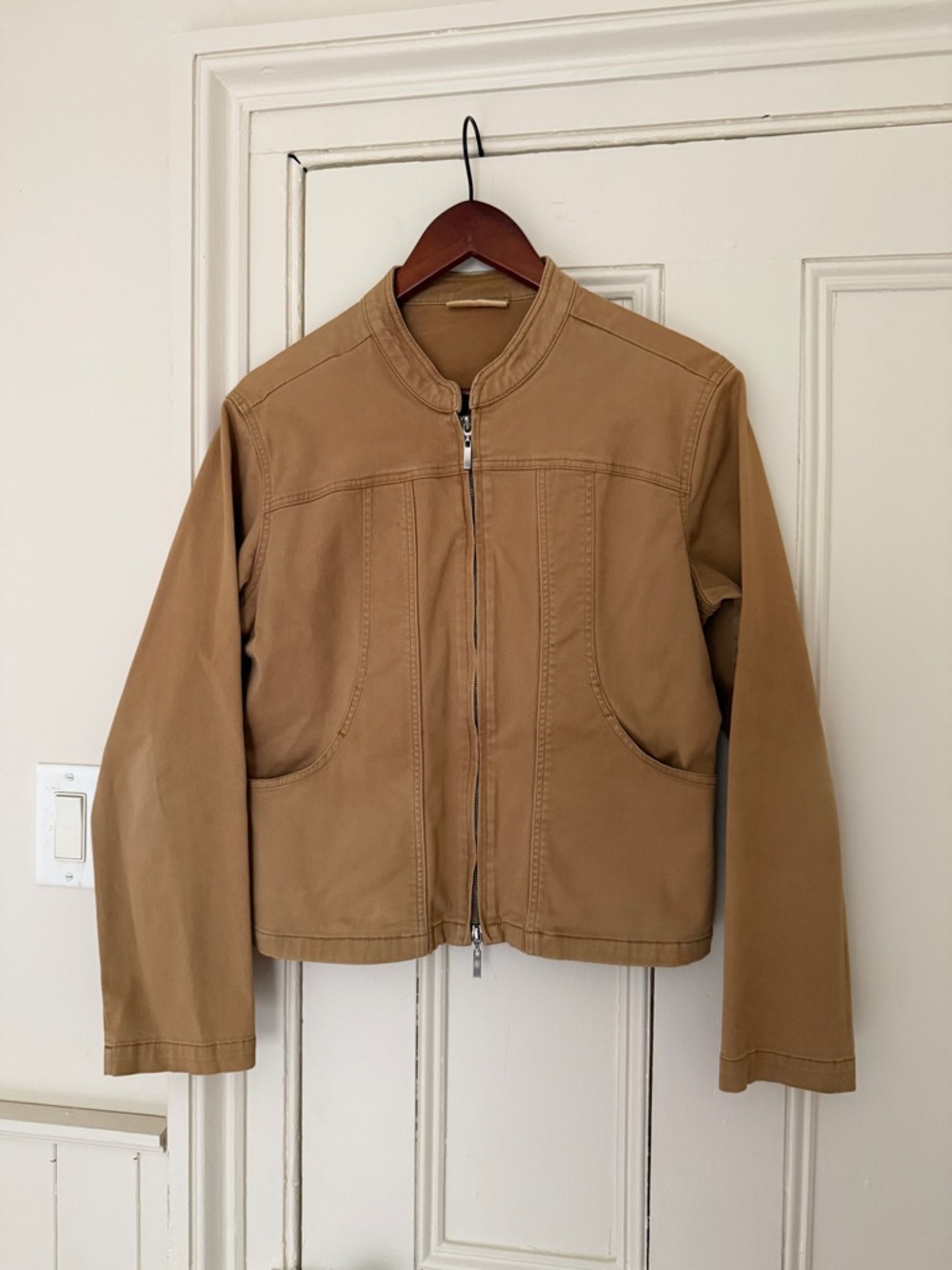 Cache Creek Women’s Short Chore Jacket. Size Med. 2-Way Zip. Great Color. SPRING